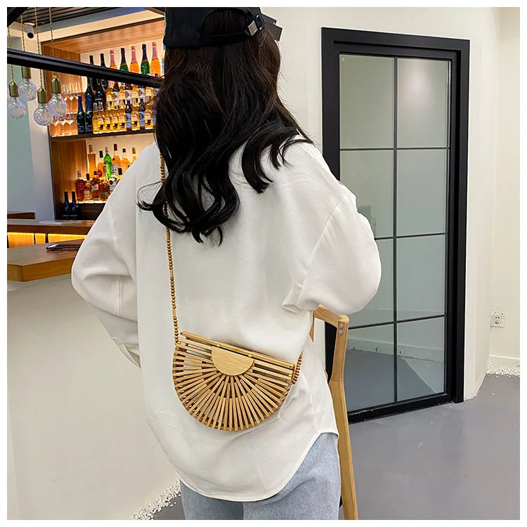 Fashion Half Moon Wooden Shoulder Crossbody Bags for Women Bamboo Woven Summer Beach Straw Bag Rattan Small Phone Purse Mini Sac