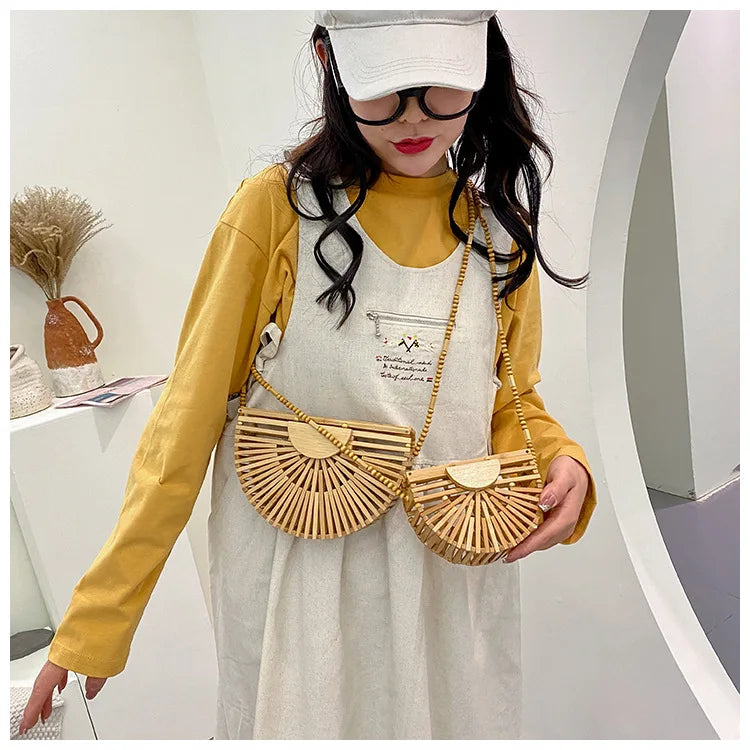 Fashion Half Moon Wooden Shoulder Crossbody Bags for Women Bamboo Woven Summer Beach Straw Bag Rattan Small Phone Purse Mini Sac